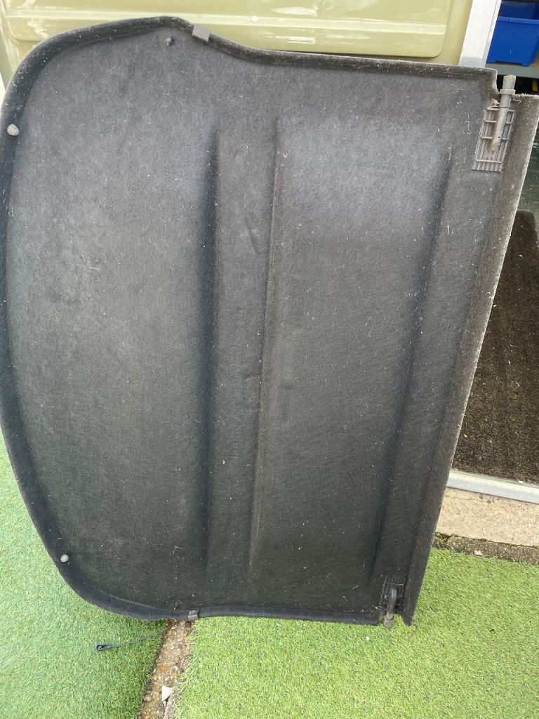 MONDEO ST 220 PARCEL SHELF 
