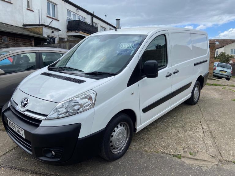 2015 65 Toyota PROACE 120 van 2.0HDi Twin Doors Low Miles NO VAT
