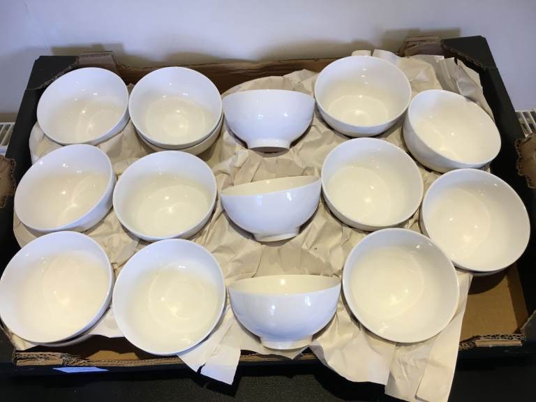 67 BOWLS / DISH