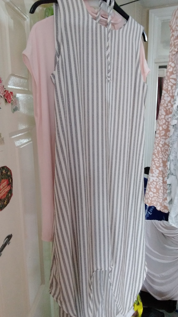 Bargain bundle of summer wear, ladies size 8-10!!