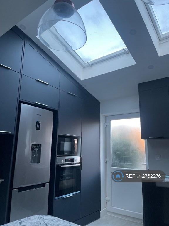 1 bedroom in Cathkin Close, Leicester, LE3 (#2762276)