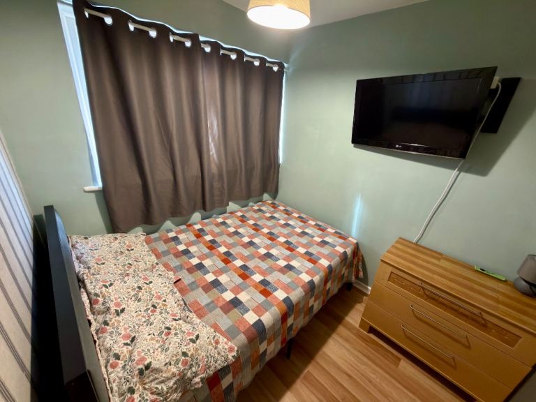 Beautiful Double Room Basildon