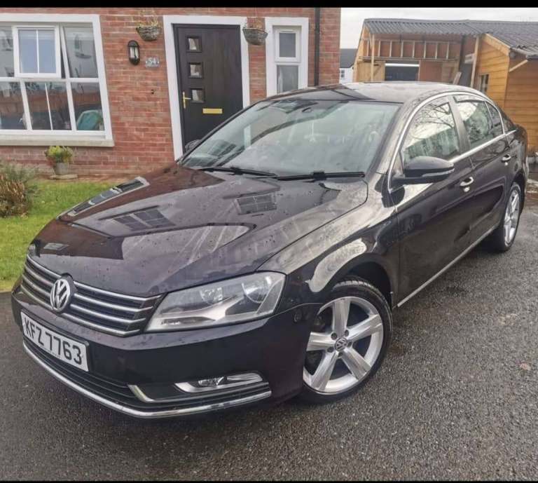 Volkswagen, PASSAT, Saloon, 2012, Manual, 1598 (cc), 4 doors