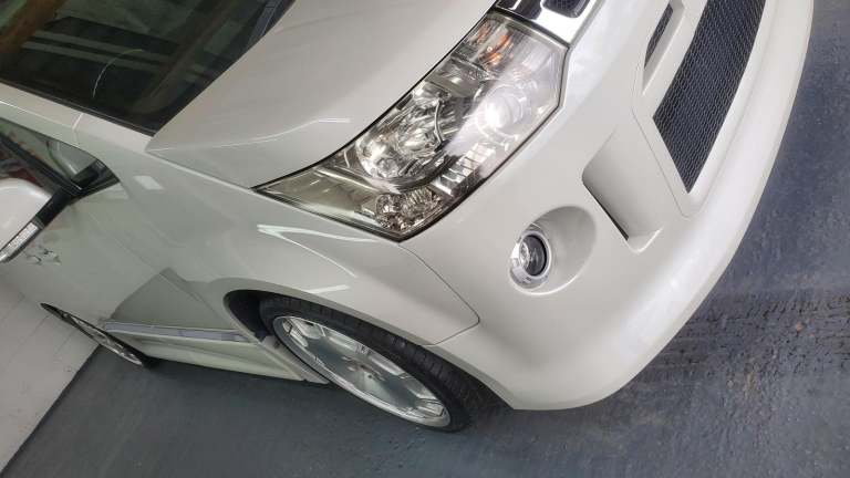 Mitsubishi delica d5 2.4 auto petrol 4x4 7 seats fresh japanese import 20 alloy