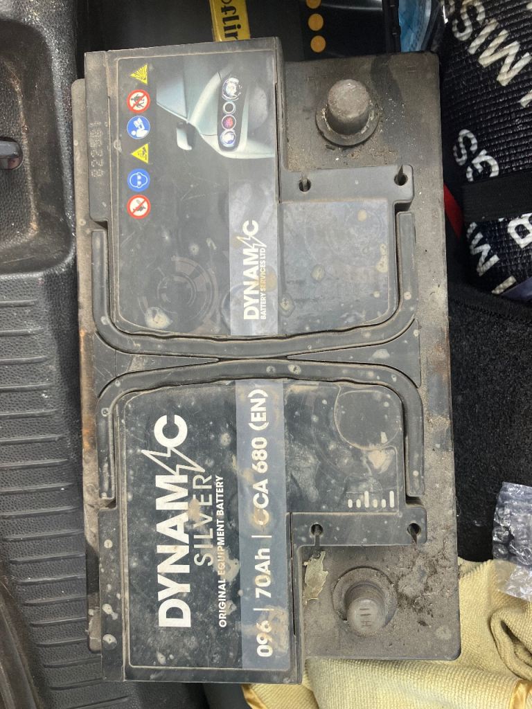 Car battery 