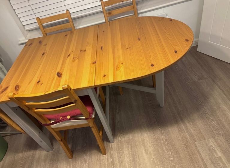 Extendable Dining Table Drop Leaf Pine 2-8 Seater With Drawer
