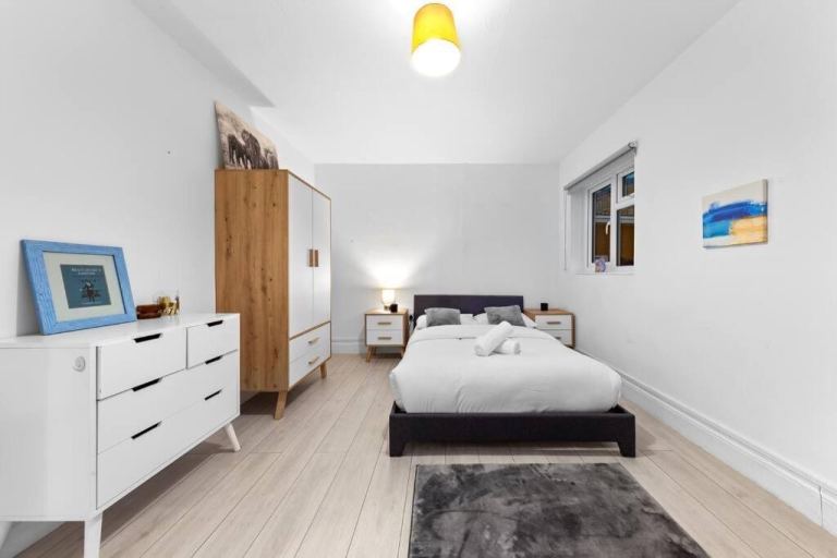 Modern 4-Bedroom Furnished Home in Prime NW1 Location