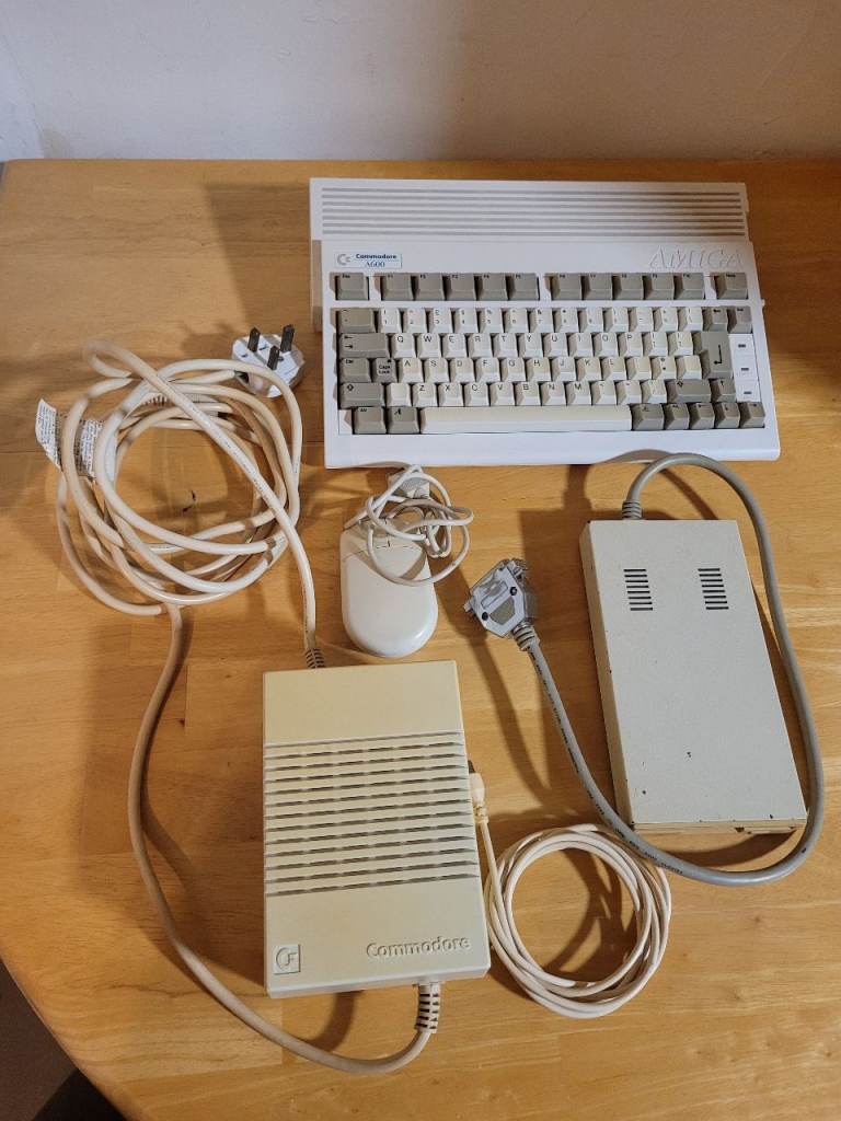 Vintage Commodore Amiga 600. Good condition.
