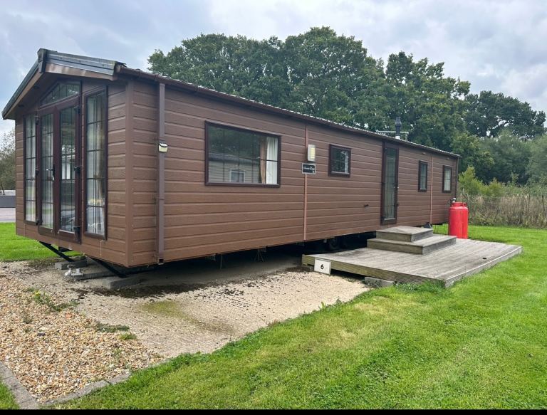 2 BEDROOM HOME TO RENT IN PULBOROUGH 