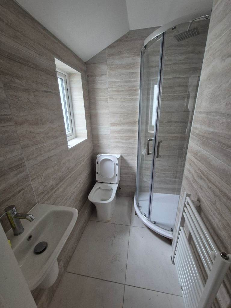 Newly built ensuites to rent 
