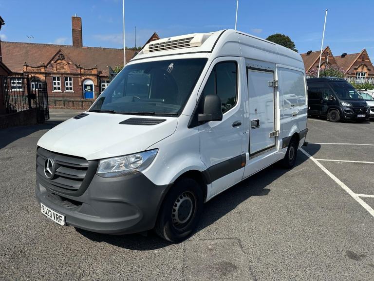 Mercedes-Benz Sprinter MWB Fridge/Freezer Dual Compartment AUTO
