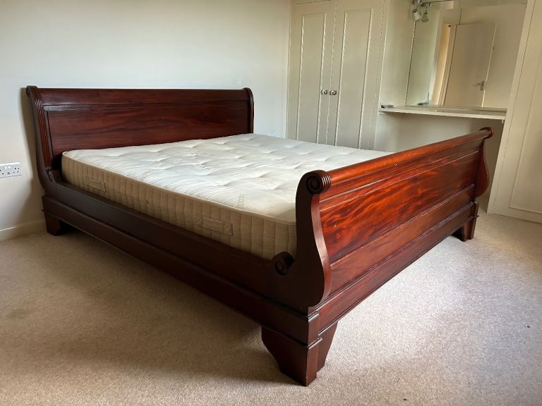 Super King-Sized Sleigh Bed Solid Wood - Droxford