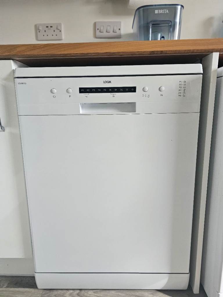 Logik Dishwasher - White, Good Condition