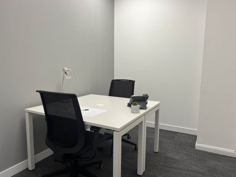Coventry - CV12UR \ Small Office Space for Rent