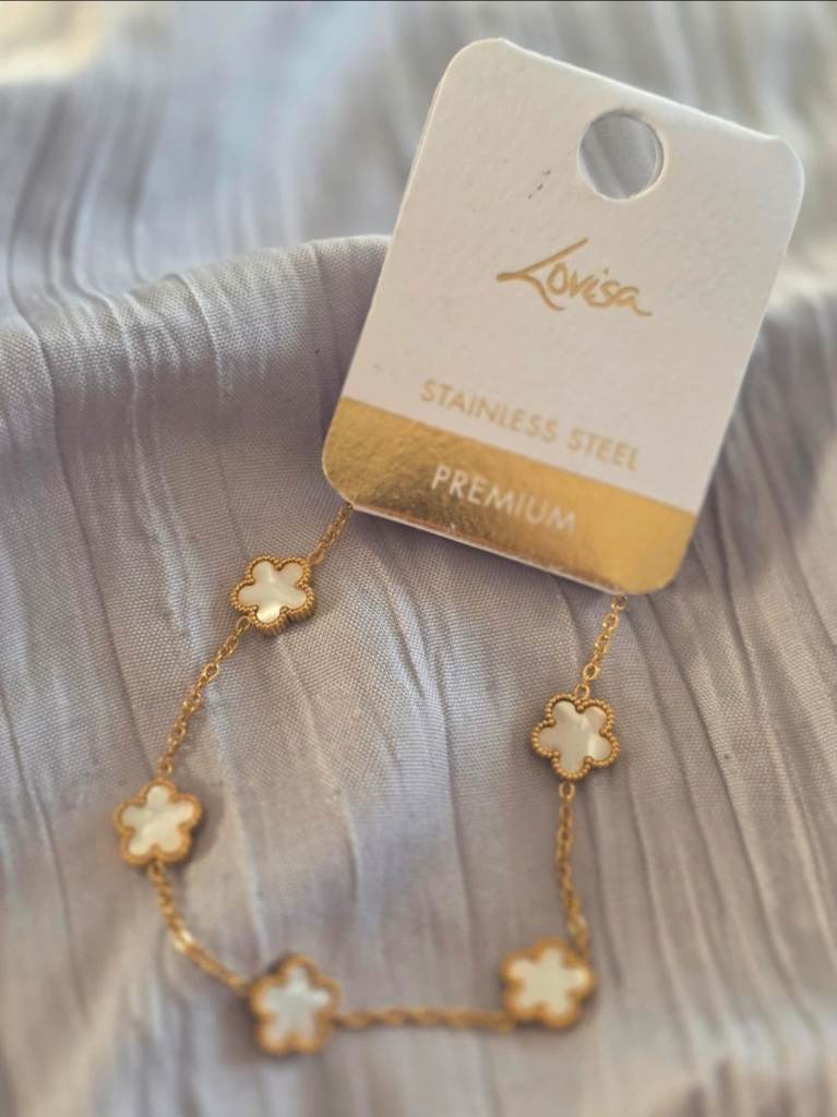 Lovisa Gold Stainless Steel Bracelet with Flower Details – New with Tags