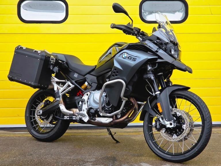 BMW F 850 GS TE TRIPLE BALCK! SAT-NAV PREP! PANNIERS! PRISTINE CONDITION