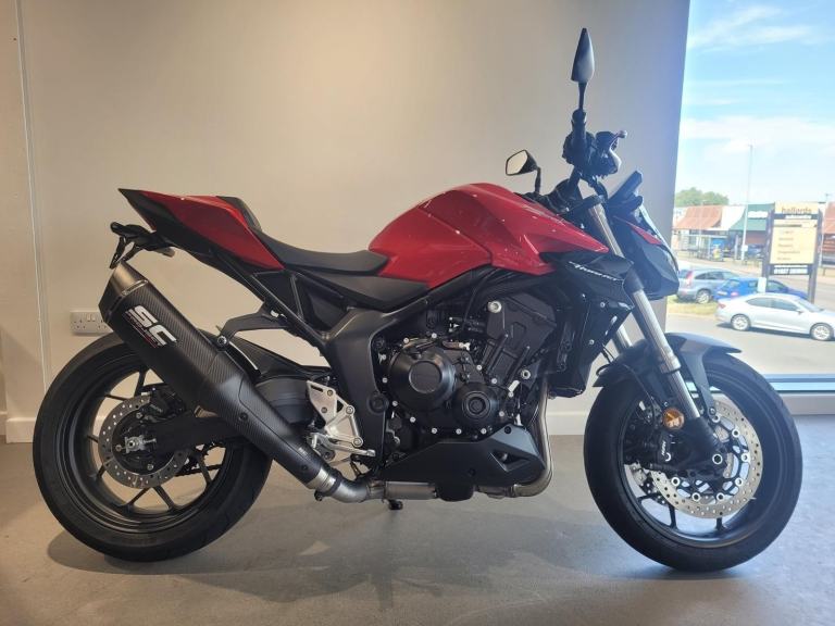 2025 HONDA CB1000 HORNET, '25 Plate with 5898 miles