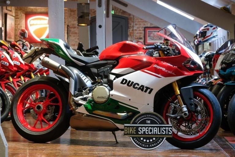 DUCATI 1299 Panigale 1299 Final Edition Only 874 Miles