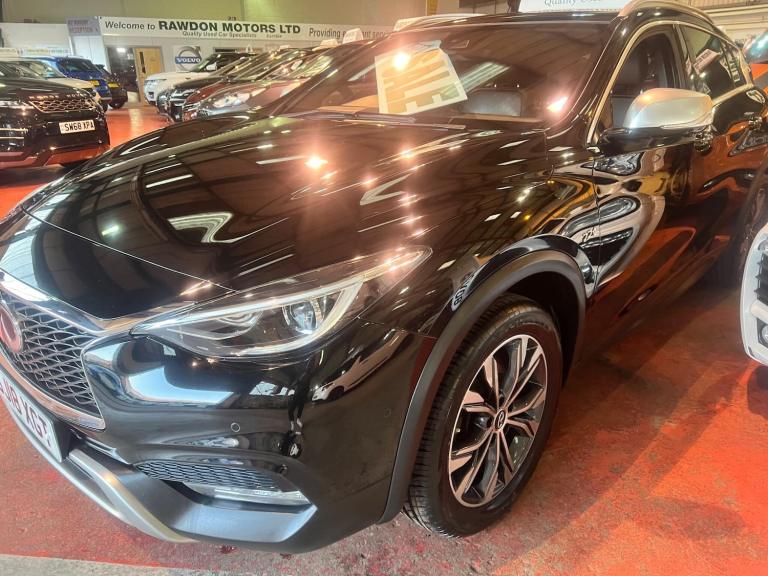 2018 Infiniti QX30 2.2d Premium Tech DCT AWD Euro 6 (s/s) 5dr MPV Diesel Automatic