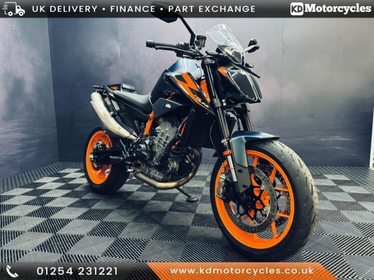 KTM 890 DUKE R 2023, Tech Pack plus more