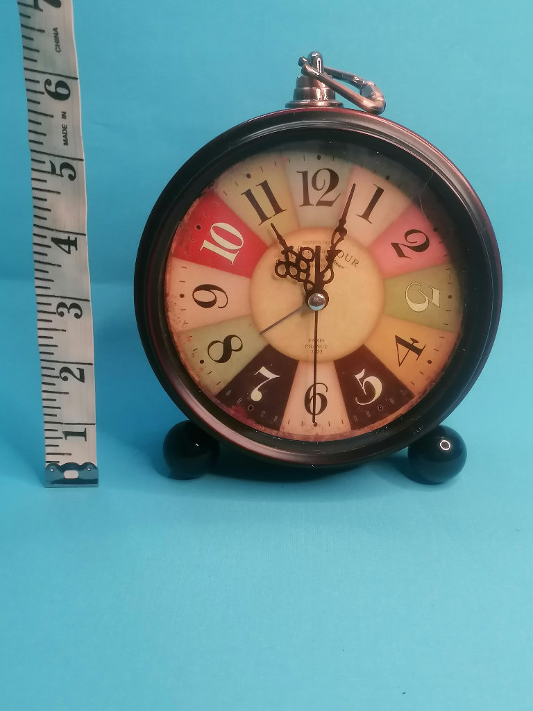 6,2-inch Desk Clock Living Room Creative Desk Decoration Mute Digital Watche.Black  Mile desk  Clock