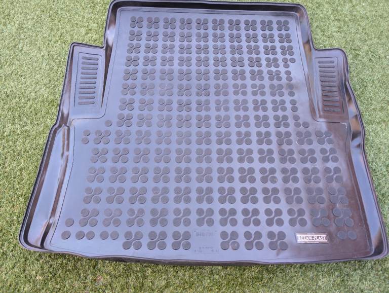 BMW 3 F30 series Rubber boot liner 