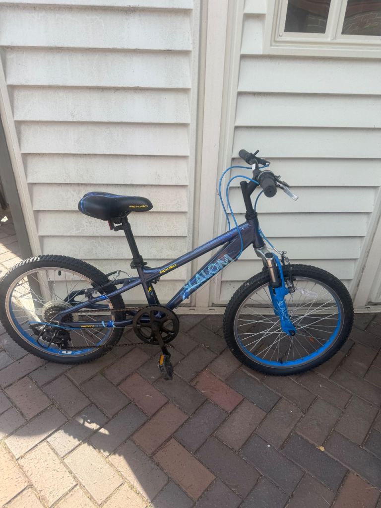 Slalom Kids Mountain Bike - Blue, Good Condition