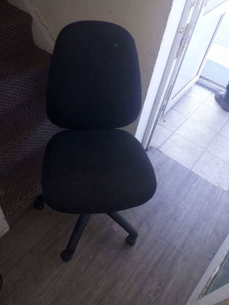 Office swivel chair 