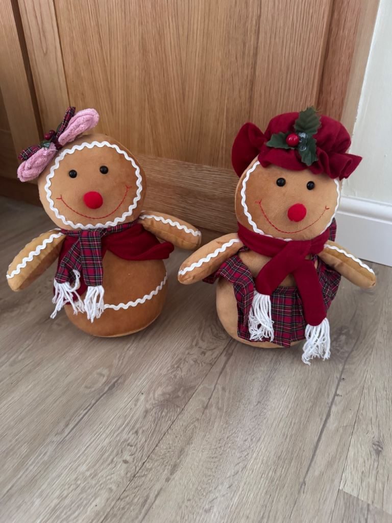 Pair of Gingerbread Man & Woman Christmas Doorstops