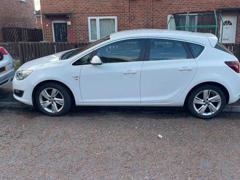 Vauxhall, ASTRA, Hatchback, 2015, Manual, 1398 (cc), 5 doors