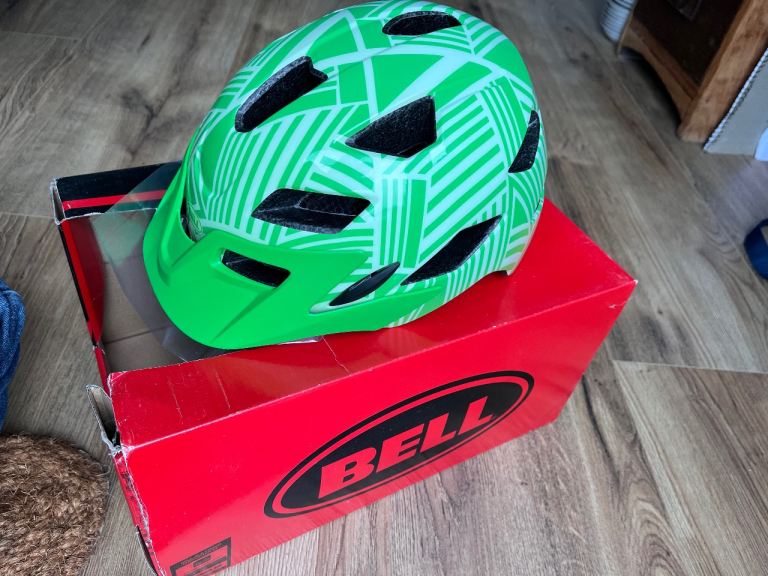 Bell Sidetrack Youth’s bike Helmet - Green