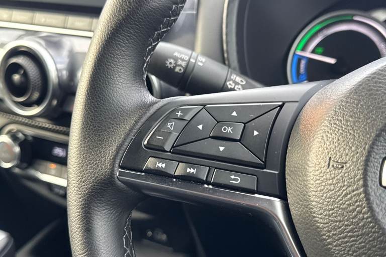 2022 Nissan Juke 1.6 Hybrid N-Connecta 5dr Auto Hatchback Hybrid Automatic