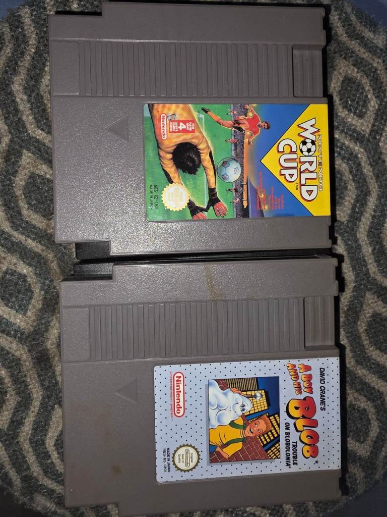 2 nintendo nes and games