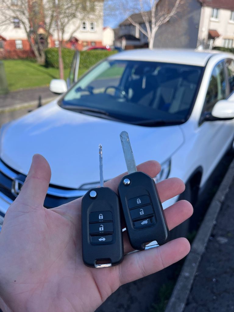 Spare Keys/ Emergency Door Opening 