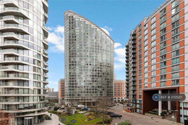 1 bedroom flat in Ontario Tower, London, E14 (1 bed) (#2725217)