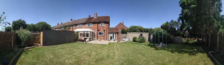 1 Double bed in a Great House Share