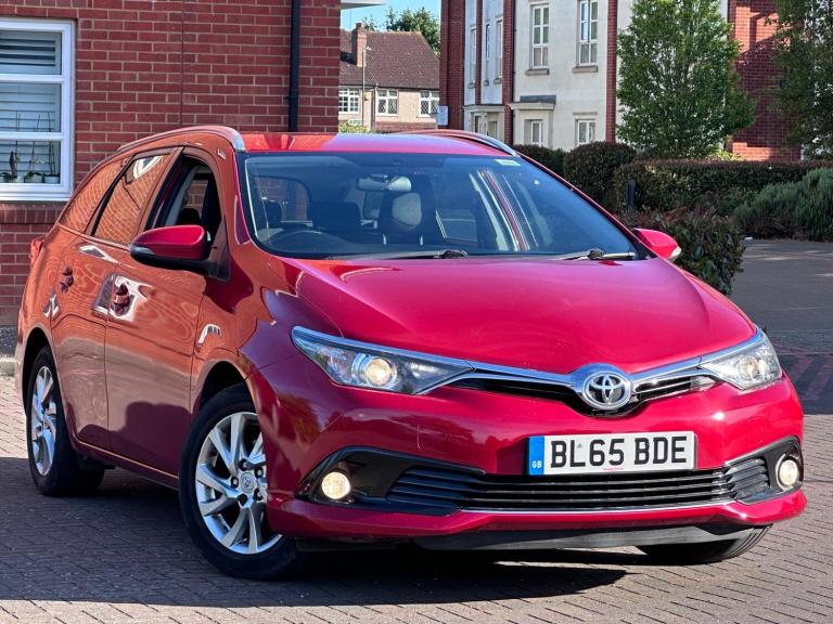 2015 Toyota Auris 1.2T Business Edition 5dr ESTATE PETROL Manual