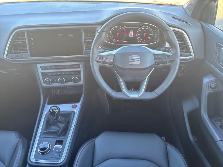 2025 SEAT Ateca 1.5 TSI EVO FR Black Edition 5dr Estate PETROL Manual
