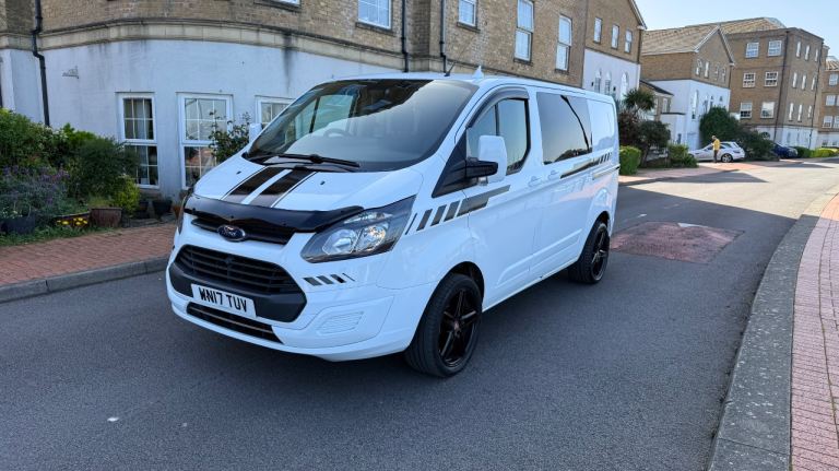 2017 Ford transit custom 2.0Tdci Crew cab 6 seater (Euro 6) Ulezz free