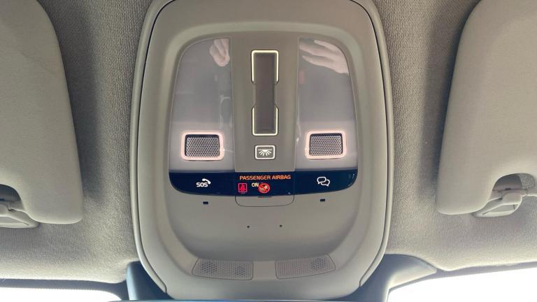 2024 Volvo XC40 2.0 B3 MHEV Ultimate SUV 5dr Petrol Hybrid DCT Auto Euro 6 (s/s) (163 ps) ESTATE ...