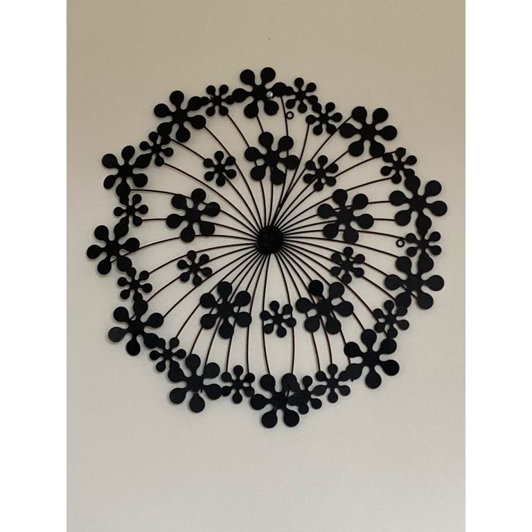 Circular metal wall hanging