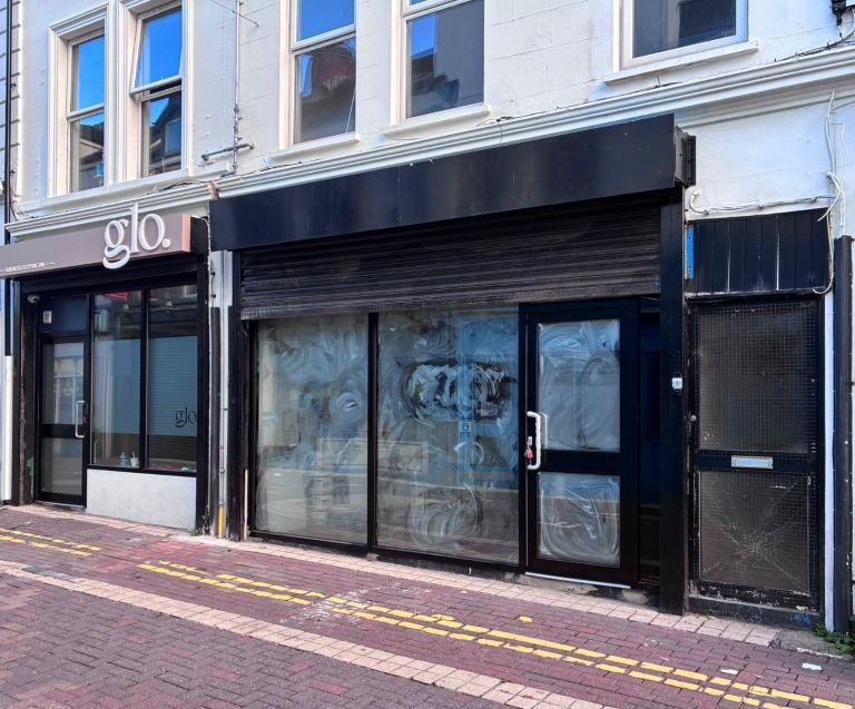 Commercial unit 15 Dunluce st Larne 