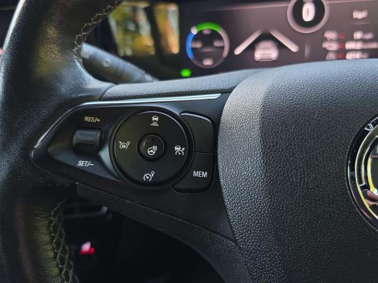 2022 Vauxhall Mokka Electric 50kWh Ultimate SUV 5dr Electric Auto (136 ps) Automatic Hatchback El...