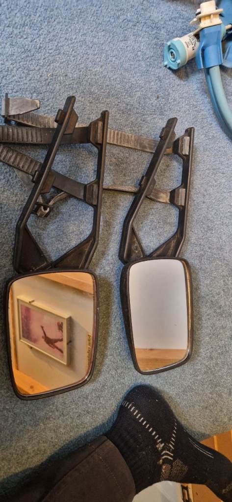 Caravan towing mirrors