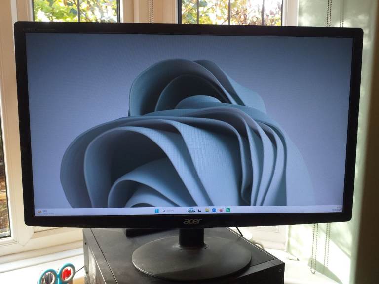 Acer Computer Monitor – Good Condition