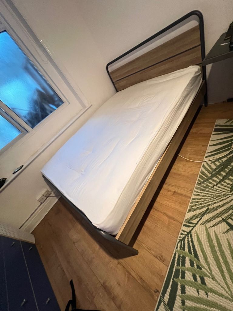 Double bedroom 