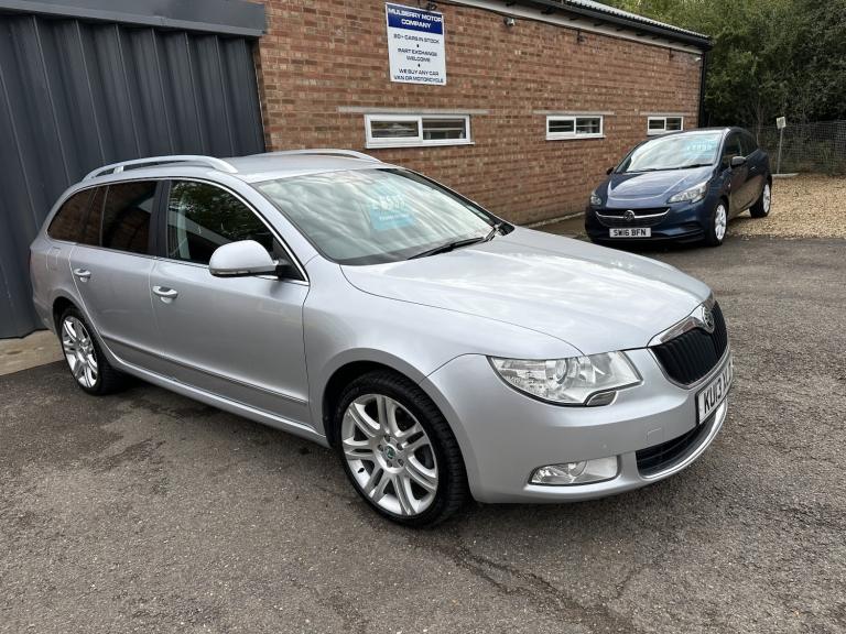 image for SKODA SUPERB 2.0 TDI Elegance Silver Auto Diesel 2013 - 99k - FMDSH - Stunning