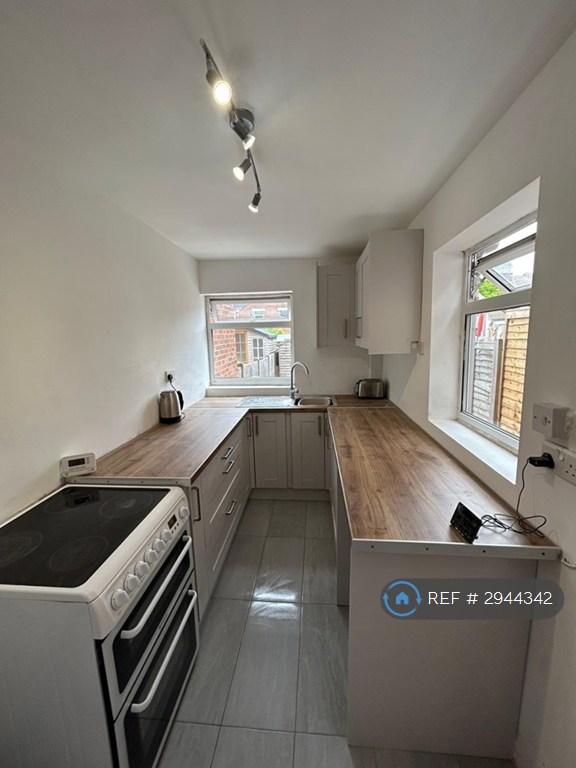 2 bedroom house in Lisle Road, Colchester, CO2 (2 bed) (#2944342)