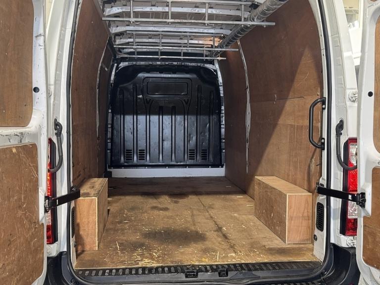 2021 Nissan NV400 dCi 35 Tekna Panel Van Diesel Manual