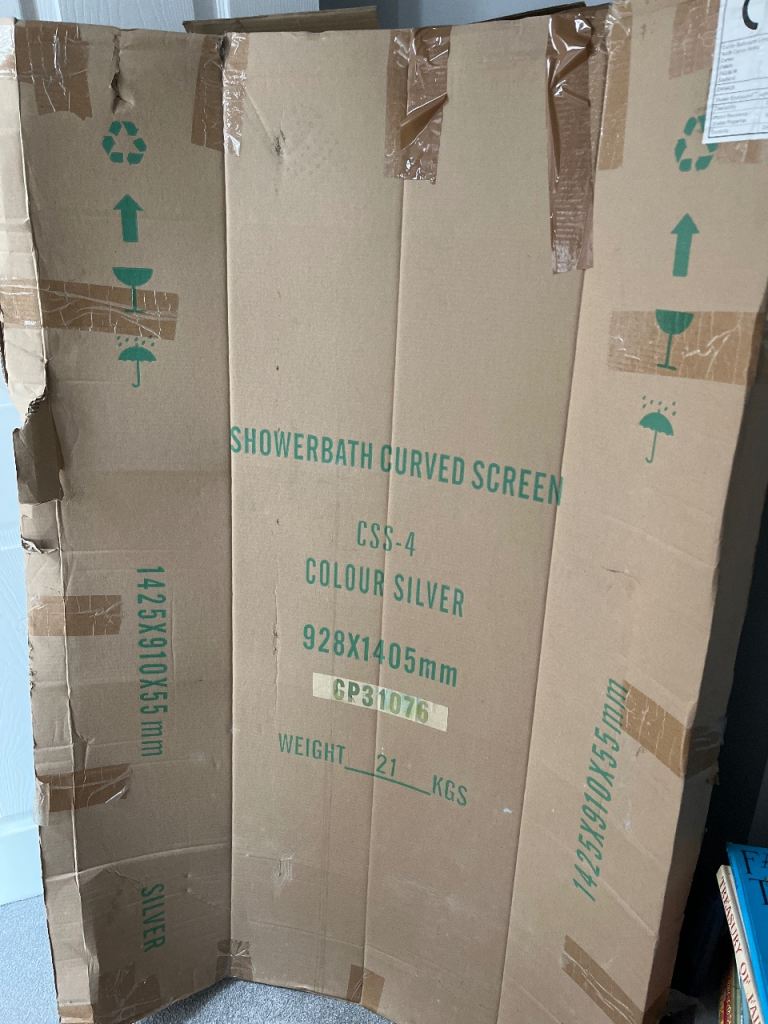 New Showerbath Curved Screen CSS-4 – Silver, Boxed